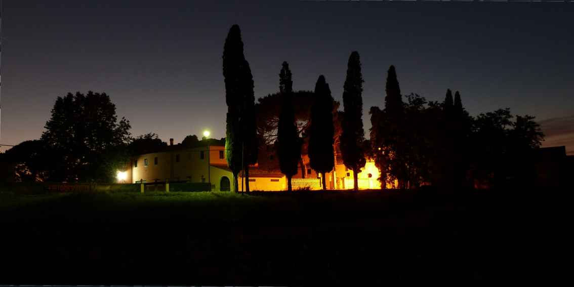 Agriturismo a San Miniato di Pisa - Fattoria la Scaletta di notte